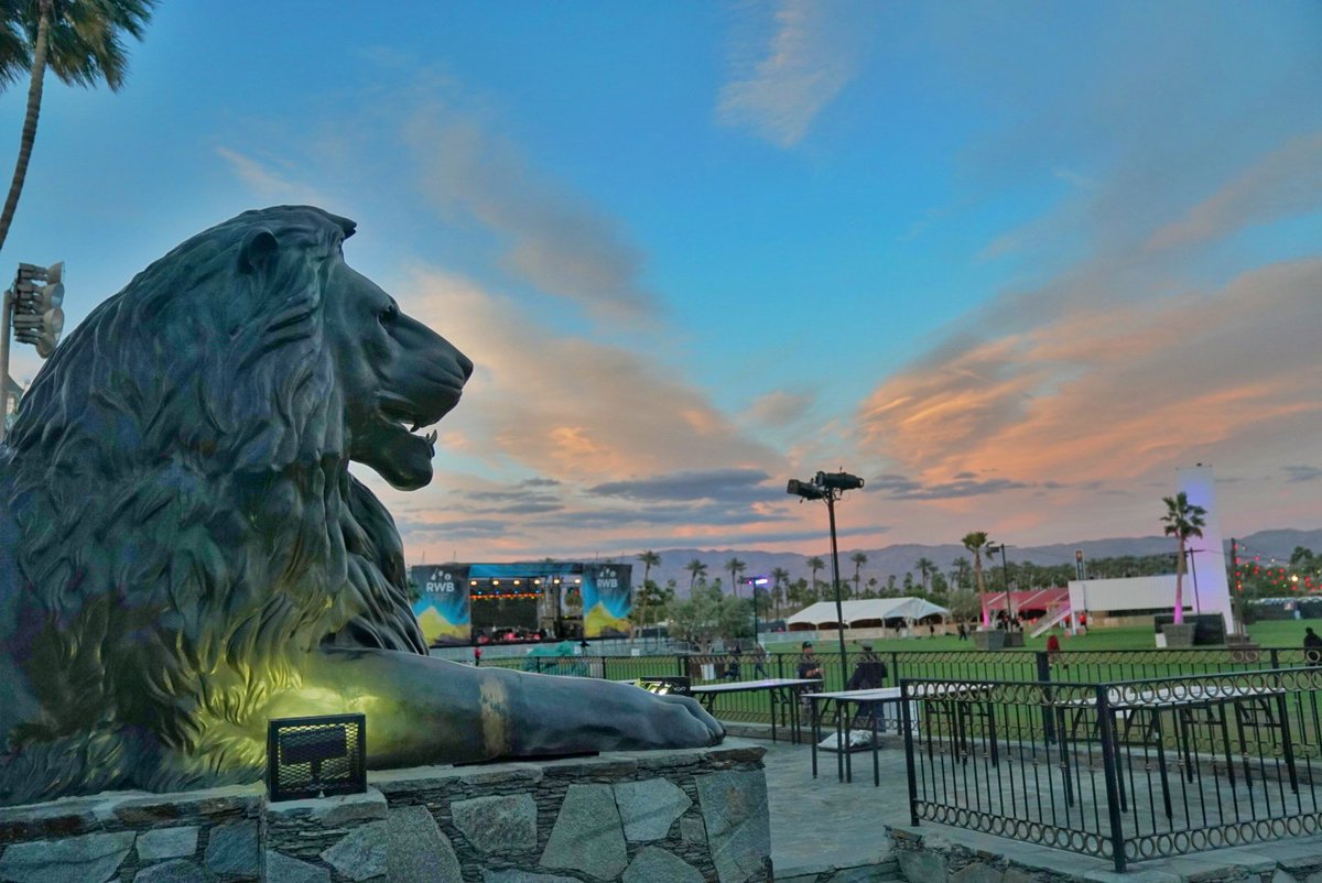 We’ve kicked off a great evening here in Coachella Valley! If you’re here with us, have fun tonight! 🎶 🍷 🍻 If you’re wishing you were here, watch our Instagram Story (@rwbexp) to see our highlights. #RWBExp2018