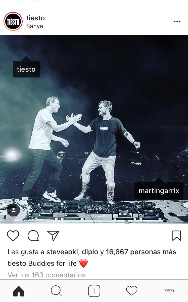 waves_mex's tweet photo. Maestro y alumno, dos #1 😍🔥 https://t.co/tcRgeJ063C
