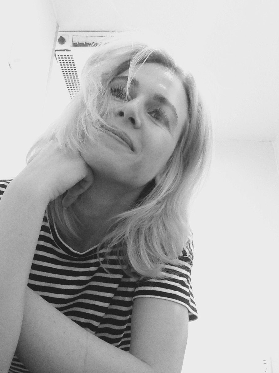 Anna Favella tweet media