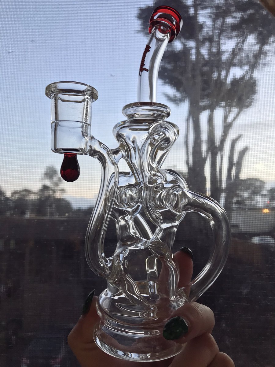 CoralReefer420's tweet photo. Welcome home. #monarkglass https://t.co/UVsOs7Eej3