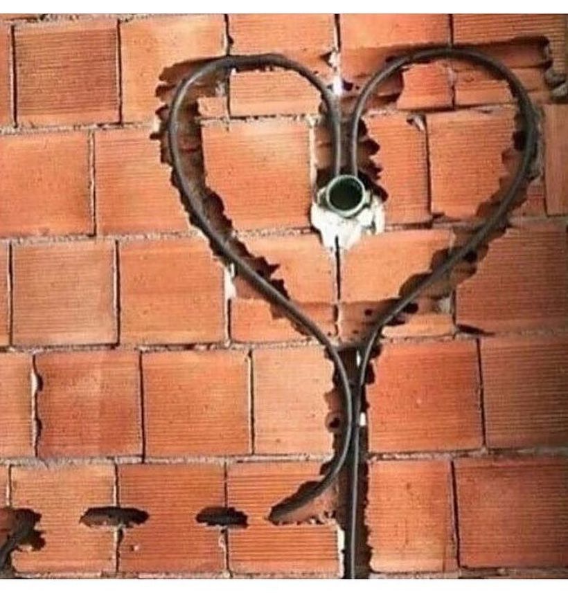 tadilatcomm's tweet photo. Elektrik alamıyorum diyen arkadaşlar, ustamız sizin için daha ne yapsın?   https://t.co/9mfPzWbiah'dan herkese yüksek voltajlar.. (@ Bahçelievler in Çankaya, Ankara) https://t.co/pJIK0HrPo3 https://t.co/XtriMJMbwJ