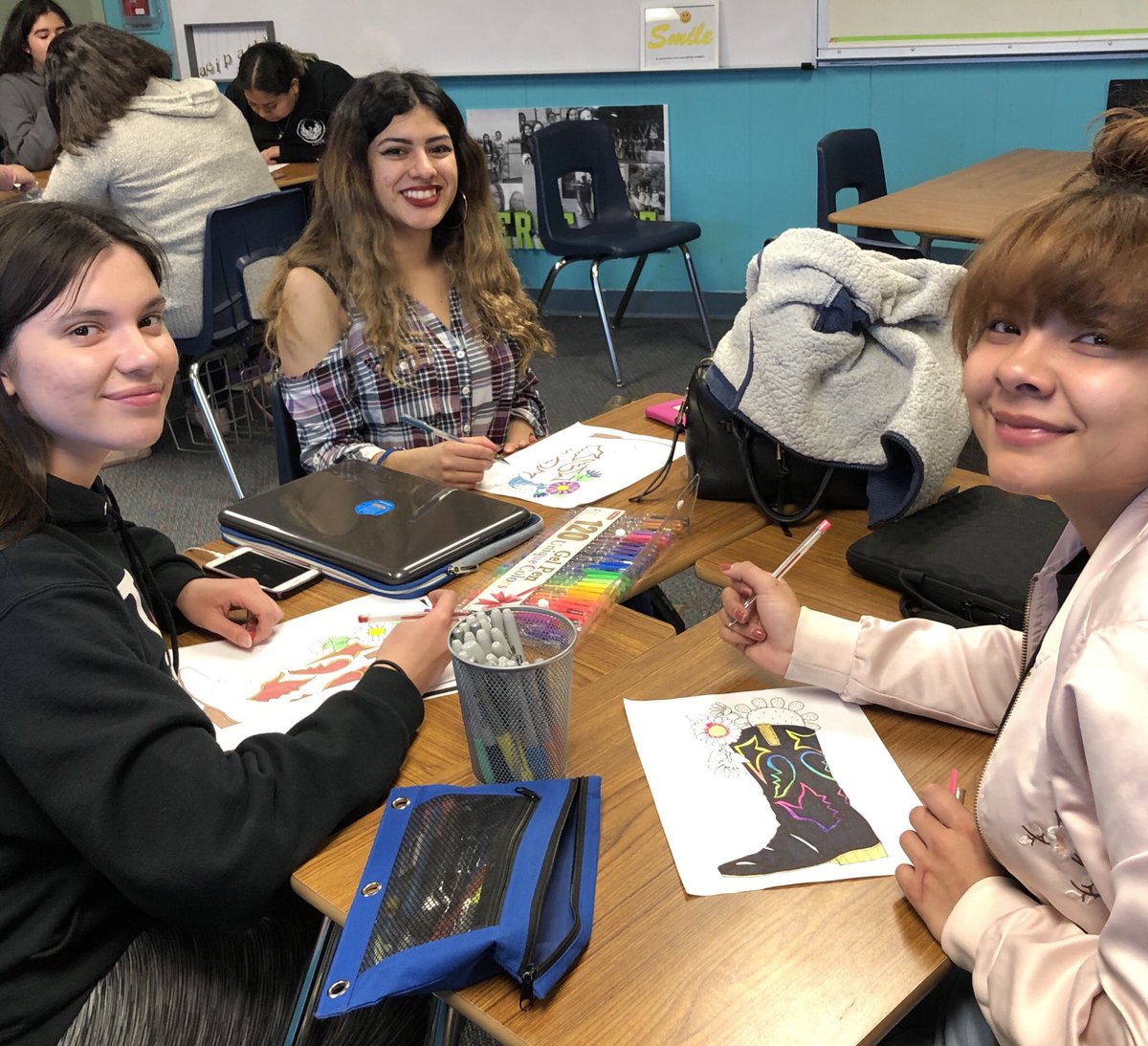 evande_MECHS's tweet photo. Students colored pictures that represent our west Texas heritage. #missionechs #IndependenceDay https://t.co/0OSxdIDXBc