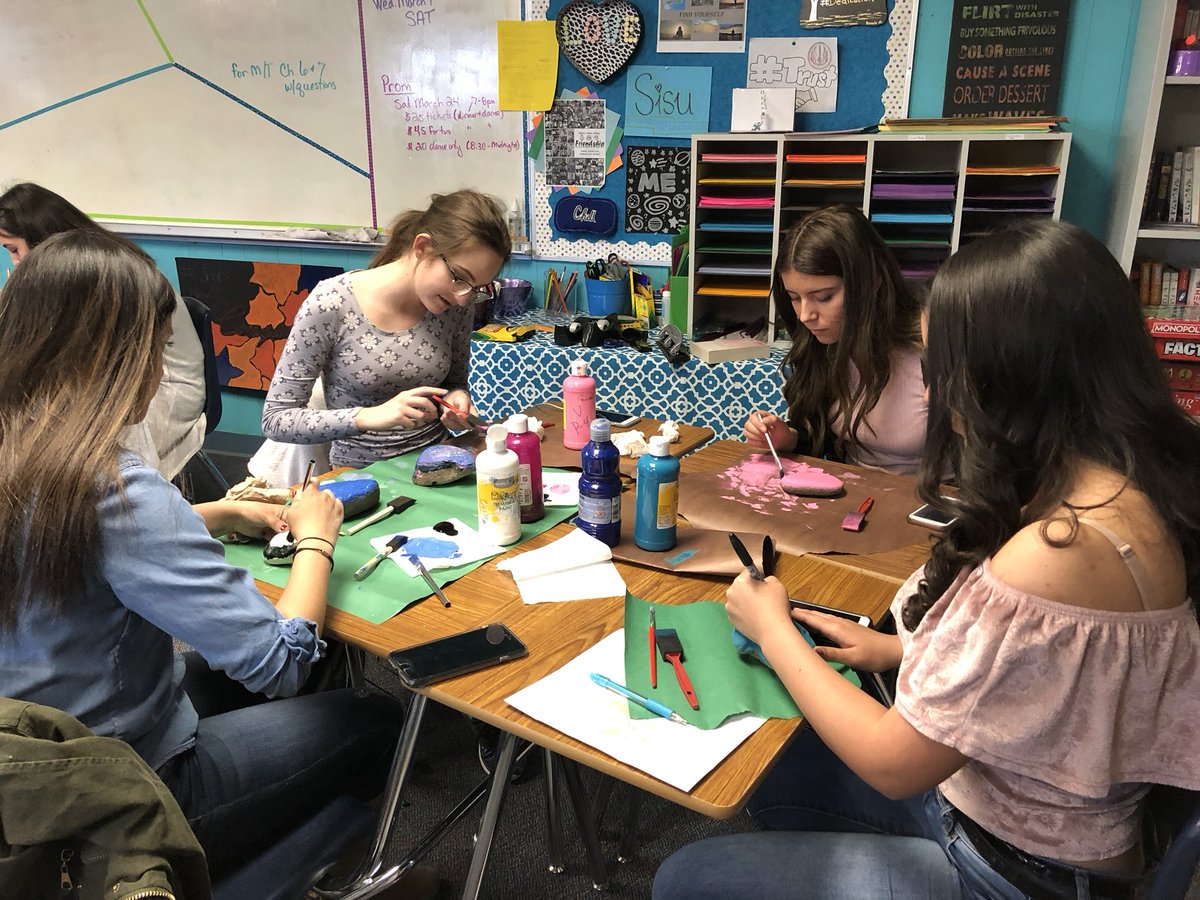evande_MECHS's tweet photo. And last, but certainly not least, painting kindness rocks to spread happiness and inspiration on campus! #MECHSPRIDE #FirstandBest https://t.co/ee0iM0v5Tq