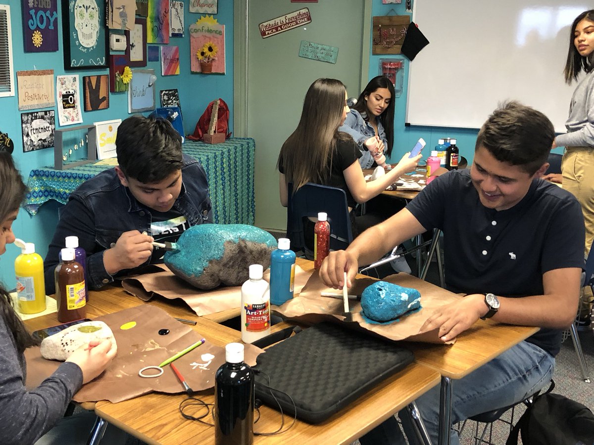 evande_MECHS's tweet photo. And last, but certainly not least, painting kindness rocks to spread happiness and inspiration on campus! #MECHSPRIDE #FirstandBest https://t.co/ee0iM0v5Tq