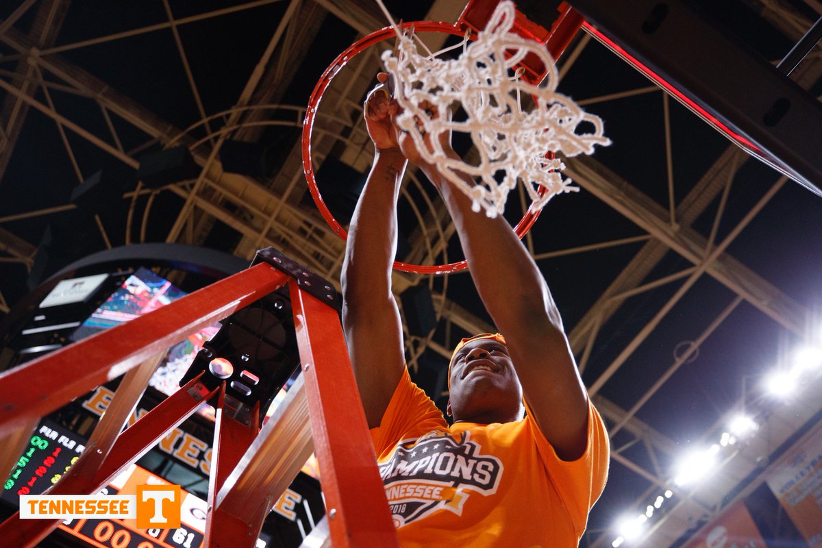 Vol_Hoops's tweet photo. "Let's have fun winning championships." https://t.co/Fgpaeaj6tZ
