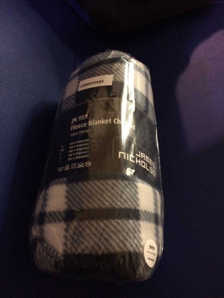 Shineadee's tweet photo. @KingDots @AerLingus There was some hot air about how difficult it would be to get a hotel for us because the island is heaving with bookings. We were promised blankets and pillows. The blankets showed up. https://t.co/Uorm8HyYEr