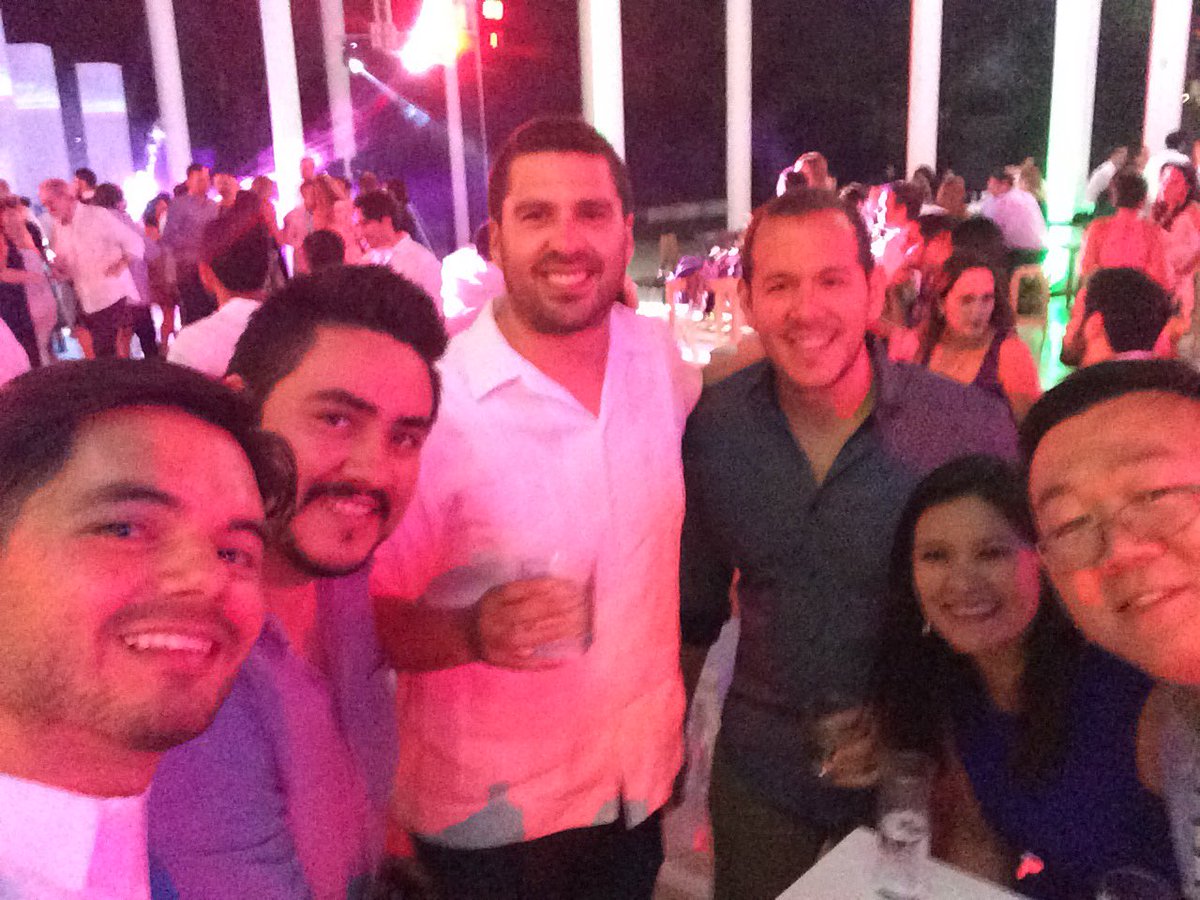 BaehrAndres's tweet photo. It's a wrap! Thanks to @NewVenturesMX for an inspiring #FLII2018 and see you all next year! @SDKImpacto https://t.co/hY0SIbZ9CU