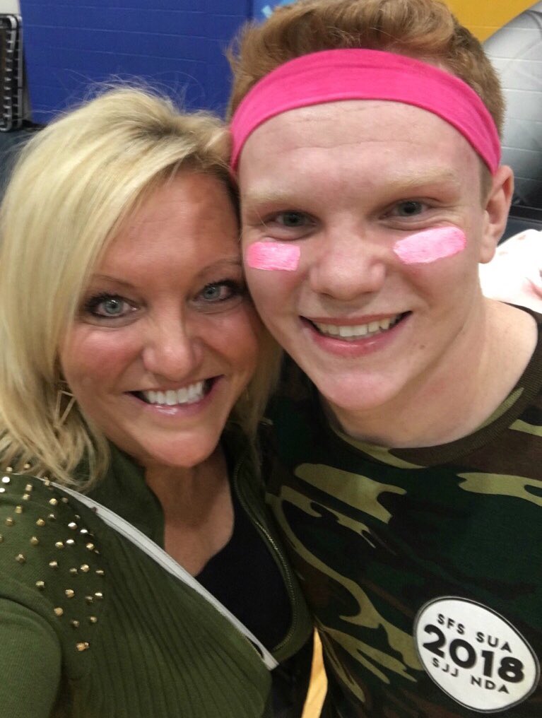 marykbrucker's tweet photo. What a GREAT event tonight supporting the men & women who protect us. Volley for Vets @SJJTitanSports vs @SFSKnights and the mighty titans WIN in game 5! Great job boys! @Brandon_Horman #supportourvets #sjjbrotherhood #volleyforvets https://t.co/C2VGtzhBaK