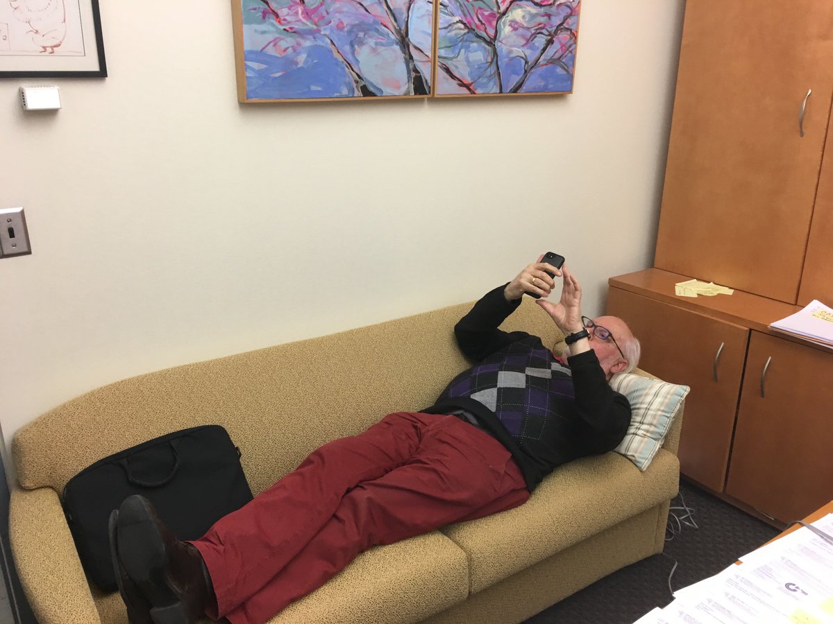 Yuping Wang (@yupingwang17) on Twitter photo What can be better than lying in couch and browsing twitter for a break😄 <a href="/sirfrasersays/">Fraser Stoddart</a> What can be better than lying in couch and browsing twitter for a break😄 <a href="/sirfrasersays/">Fraser Stoddart</a>