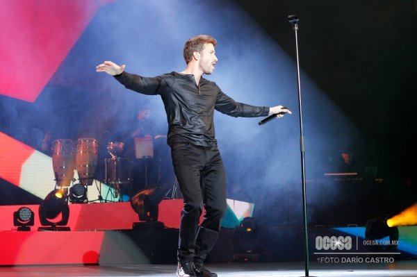 doalcarcarmen's tweet photo. @evelyncadisha @pabloalboran @TheHallOfStars @PaquiARNerva @mluzneve @LaAhVe @Elenavalencia29 @MartiAlbiach @MamaAlboranista @palborangt_ @amelianicoleta @EcPabloAlboran @angelestorra65 Ahí estamos votando , deseo toda la suerte para Pablo #TheHallOfStars  #THOSAWARDS2018 #CancionDelAño #NoVayaASer https://t.co/e4XtoR2hy6