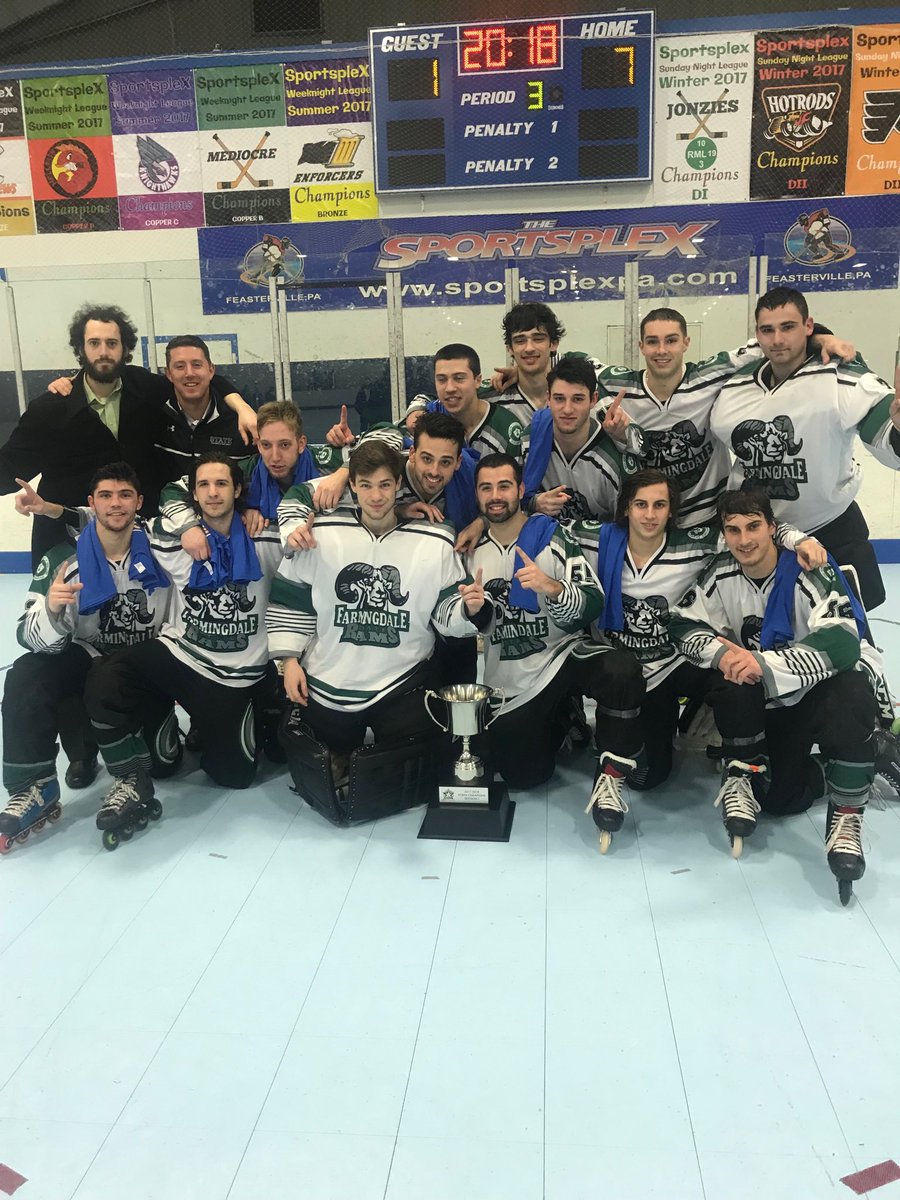 ECRHAHockey's tweet photo. Farmingdale are back 2 back Division 1 Champions!!!! https://t.co/f42JYiH2ud