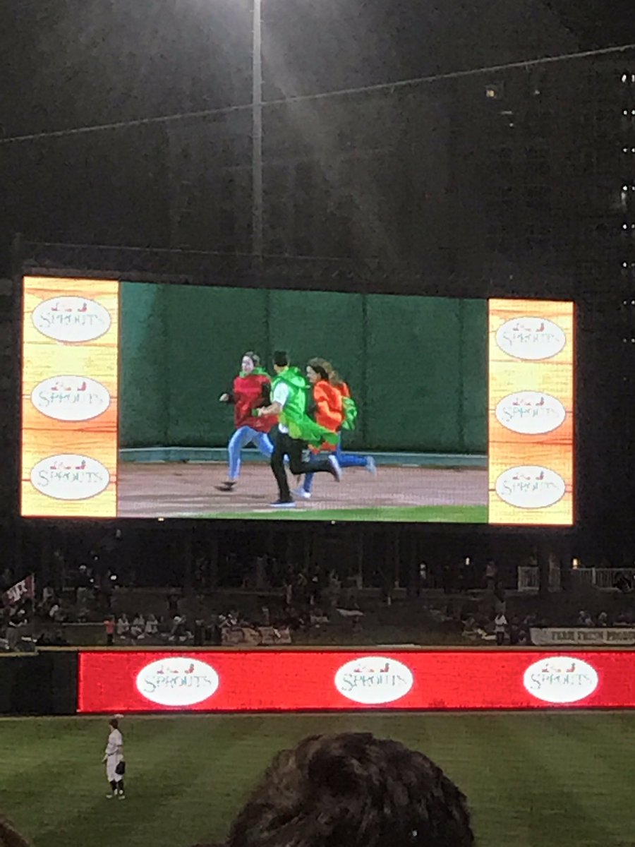 OlsenFieldStep's tweet image. Beefy would've smoked these veggies #FreeBeefy