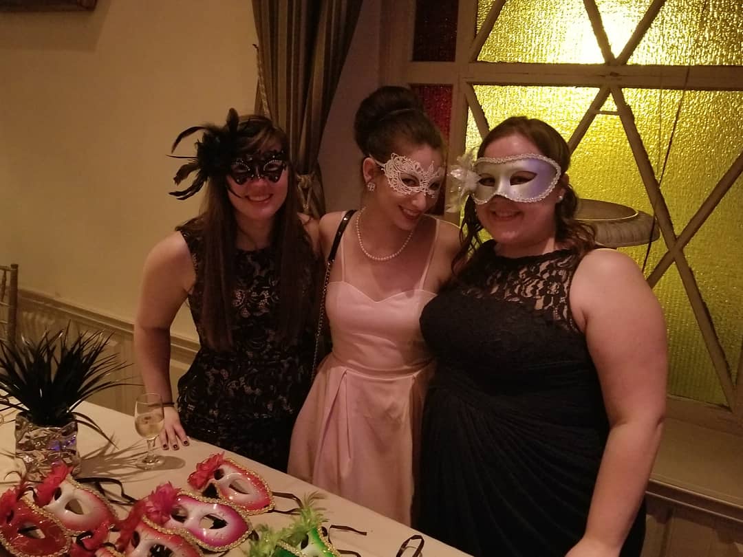1043FreshRadio's tweet photo. The @nextgenkfla masquerade is underway in support of @unitedwaykfla #YGK #NextGenMasq -@MoRadio_ https://t.co/hqjLMk09Dw
