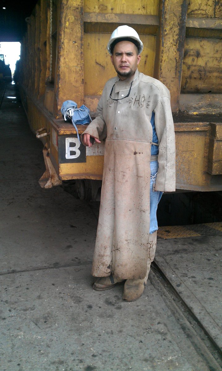 phector2011's tweet image. Aqui laborando.