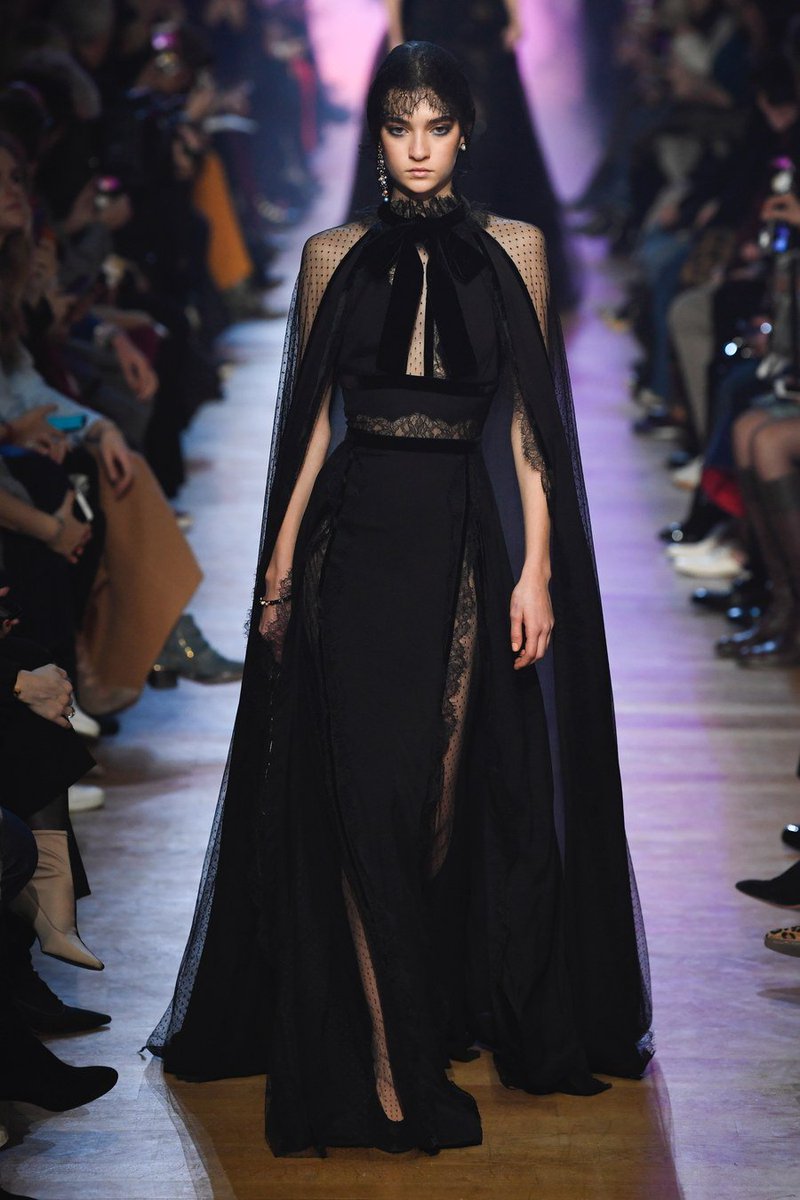 MANAMAE_'s tweet photo. 👉 Elie Saab Fall 18 👠👜💗
#FW #PFW #FashionWeek #ELIESAAB #ElieSaabFw18
@ElieSaabWorld https://t.co/7MK2e1E8l0