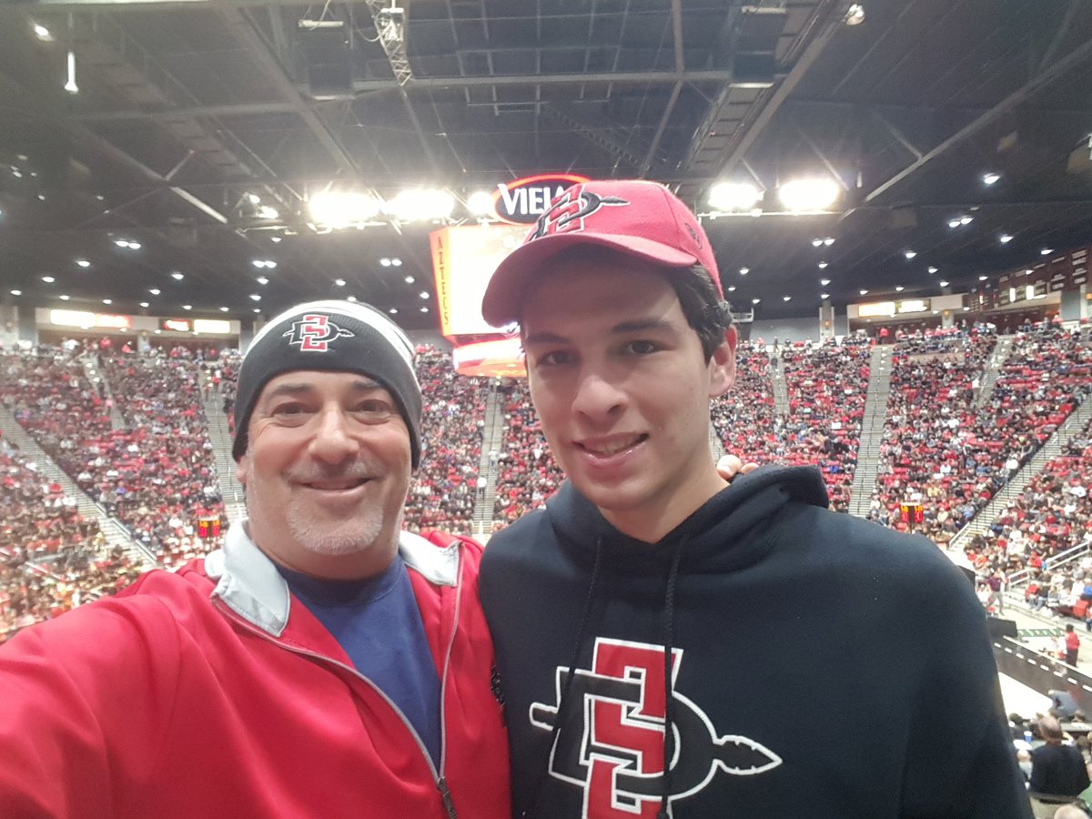 mleland8's tweet image. Go Aztecs! @DaveySports98  #AztecsMBB