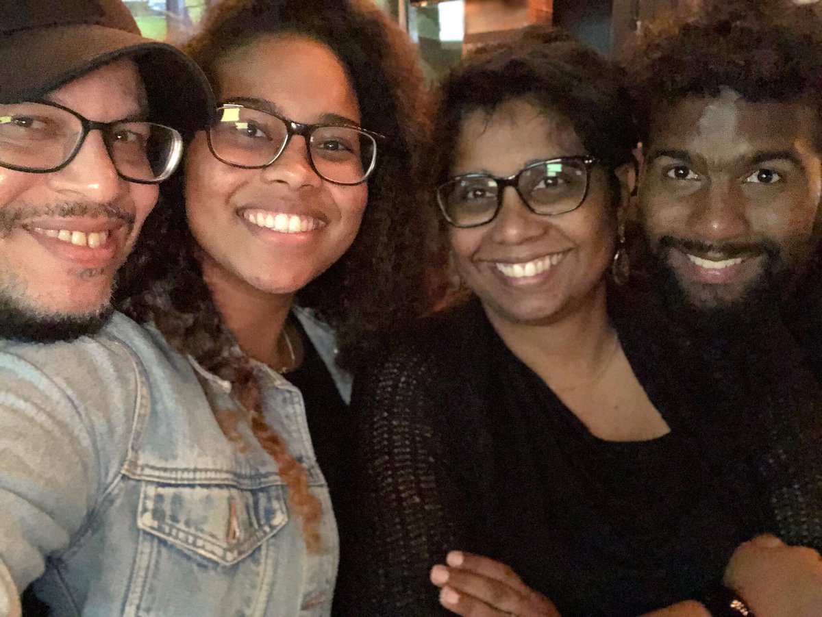 yelenarleigh's tweet photo. Here’s a pic of my cute cute family❤️ #wematching https://t.co/peFlFPO8Pd