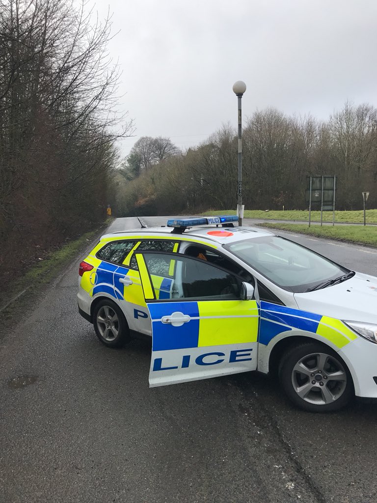 Mole Valley Beat (Surrey Police) tweet media