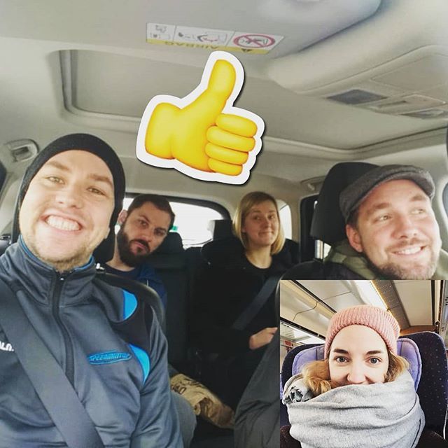 CrossFuechse's tweet photo. Ligateam der #füchseberlin II auf dem Weg nach Hamburg
.
.
.
.
#füchseberlin #crossminton #DCVLigaNord https://t.co/0SrodFOPrm