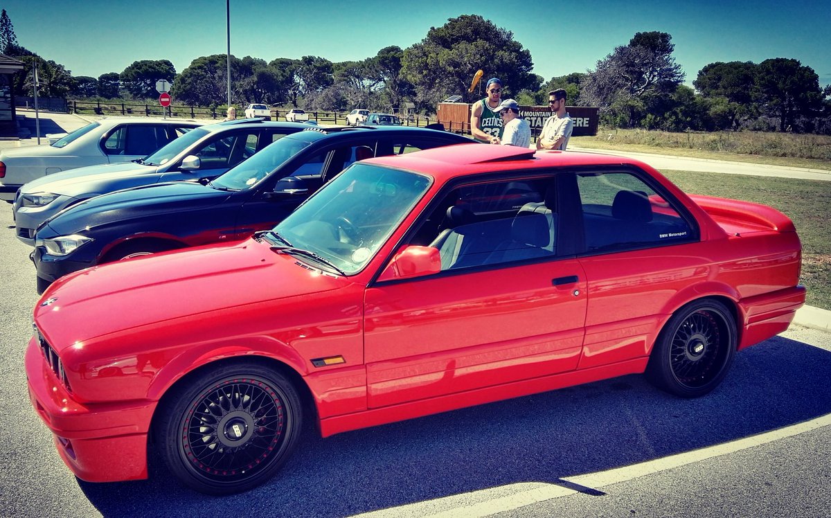 torque_dirty's tweet photo. @debo01 brought a friend along for a Sunday club cruise. This is a lovely example of the e30 coupe.

#bmw #3series #e30 #sunday #cruise #summertime #TorqueDirtyRacing #torquedirtytome https://t.co/mjuHwPL1Et