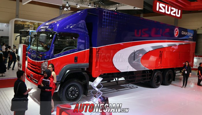 #otomotif Deretan New Isuzu GIGA Resmi Muncul di GIICOMVEC 2018 dlvr.it/QJg0t9