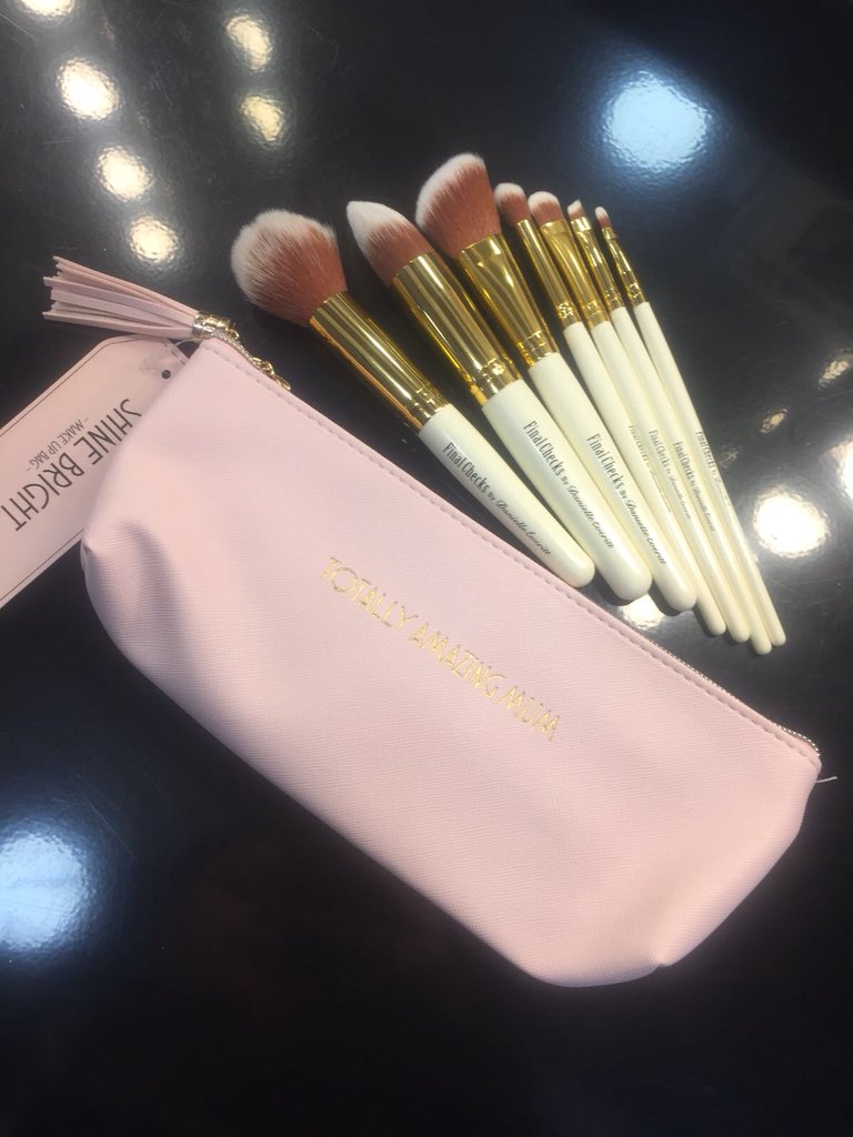 Best Sellers (@bestsellers_sx) on Twitter photo We’ve teamed up with our good friends <a href="/FinalChecksUK/">Final Checks Makeup & Hair Academy</a> to create some ‘Totally Gorgeous ‘ Mother’s Day gift ideas!! #gorgeous #makeup #mothersday <a href="/FinalChecksUK/">Final Checks Makeup & Hair Academy</a> <a href="/Mr_Simms_Hx/">MrSimmsHornchurch</a> <a href="/VivaDentist/">Viva Dental Studio</a> <a href="/suttonarmshorn/">The Sutton Arms</a> <a href="/lewisphysio/">LM Physio & Aesthetics</a> <a href="/PinkParachute1/">The Pink Parachute</a> <a href="/MoroccanRose_/">Moroccan Rose</a> <a href="/Xav_Anderson/">Xav Anderson - Clockwork City</a> <a href="/TandooriLounge/">Tandoori Lounge</a> We’ve teamed up with our good friends <a href="/FinalChecksUK/">Final Checks Makeup & Hair Academy</a> to create some ‘Totally Gorgeous ‘ Mother’s Day gift ideas!! #gorgeous #makeup #mothersday <a href="/FinalChecksUK/">Final Checks Makeup & Hair Academy</a> <a href="/Mr_Simms_Hx/">MrSimmsHornchurch</a> <a href="/VivaDentist/">Viva Dental Studio</a> <a href="/suttonarmshorn/">The Sutton Arms</a> <a href="/lewisphysio/">LM Physio & Aesthetics</a> <a href="/PinkParachute1/">The Pink Parachute</a> <a href="/MoroccanRose_/">Moroccan Rose</a> <a href="/Xav_Anderson/">Xav Anderson - Clockwork City</a> <a href="/TandooriLounge/">Tandoori Lounge</a>