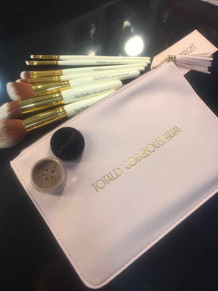 Best Sellers tweet media