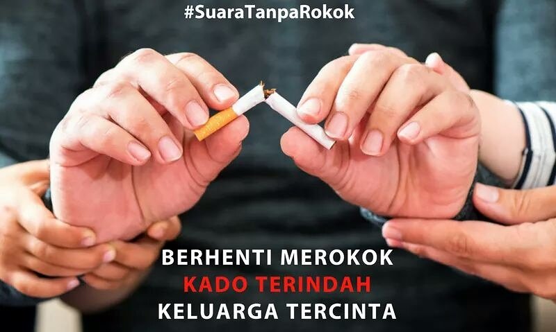 Rokok tidak hanya membahayakan diri sendiri, tetapi juga membahayakan orang-orang disekitar kita yang terkena asap rokok termasuk keluarga dan kerabat. Niatkan berhenti merokok sebagai kado terindah bagi orang tercinta. Klik website suaratanparokok.co.id #SuaraTanpaRokok