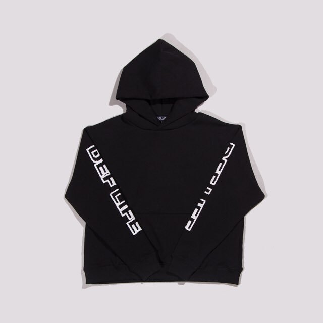 STADIUM_03's tweet photo. DEFLIFE.

Release
ONLINE SHOP 3/4 19:00~
店頭 3/5 12:00~

https://t.co/IaFeUo1dXY

#deflife #defjam #defjamrecordings #sway #stadium #stadium_03 #streetfashion #mensfashion #japan #tokyo https://t.co/Kg2NP4MeKS