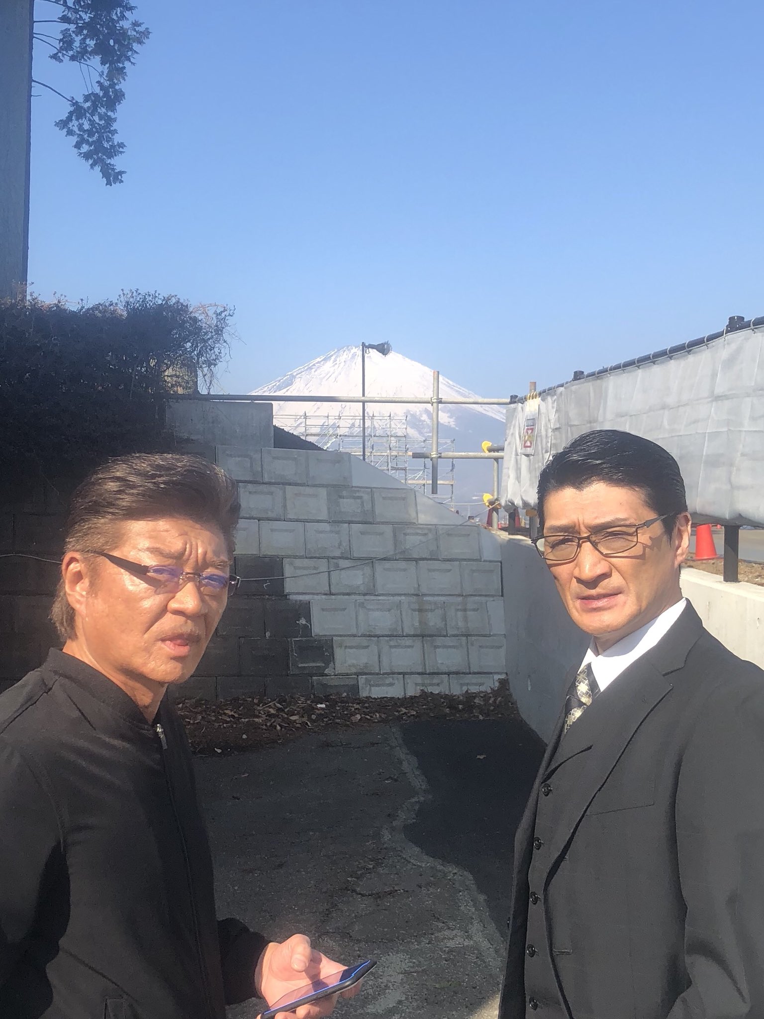 Twitter এ 山口祥行 私に 2人して写真を撮れ と強請る仲良しオジさん兄弟 小沢兄弟 小沢仁志 小沢和義 T Co Wmpwujrivh ট ইট র