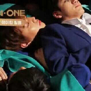 ohmyongs's tweet photo. น้องจูนหน้าแบบพี่โองอย่าทับตู 😐😐😐 ทำไมขรรมมมม 😂😂😂😂😂 #องฮุน https://t.co/9mRmWjgHkX