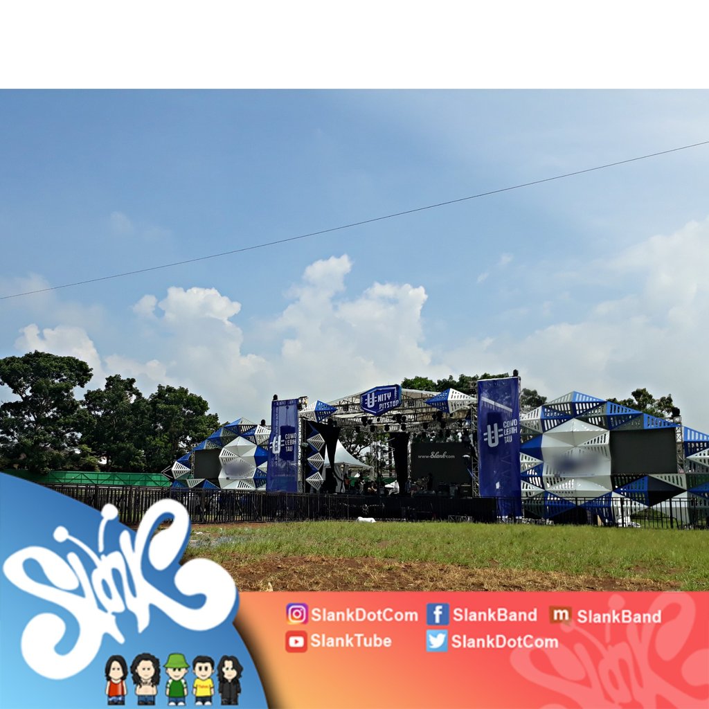 slankdotcom's tweet photo. Sampai ketemu nanti malam di Stadion Korpri Cisaat, Sukabumi!

Harga tiket masuk Rp.25ribu bisa dibeli di lokasi! Patuhi segala aturan yang berlaku biar piss semua.

Ayo #ngeSlankRameRame &amp; sebarkan https://t.co/mYGugGJzr9
