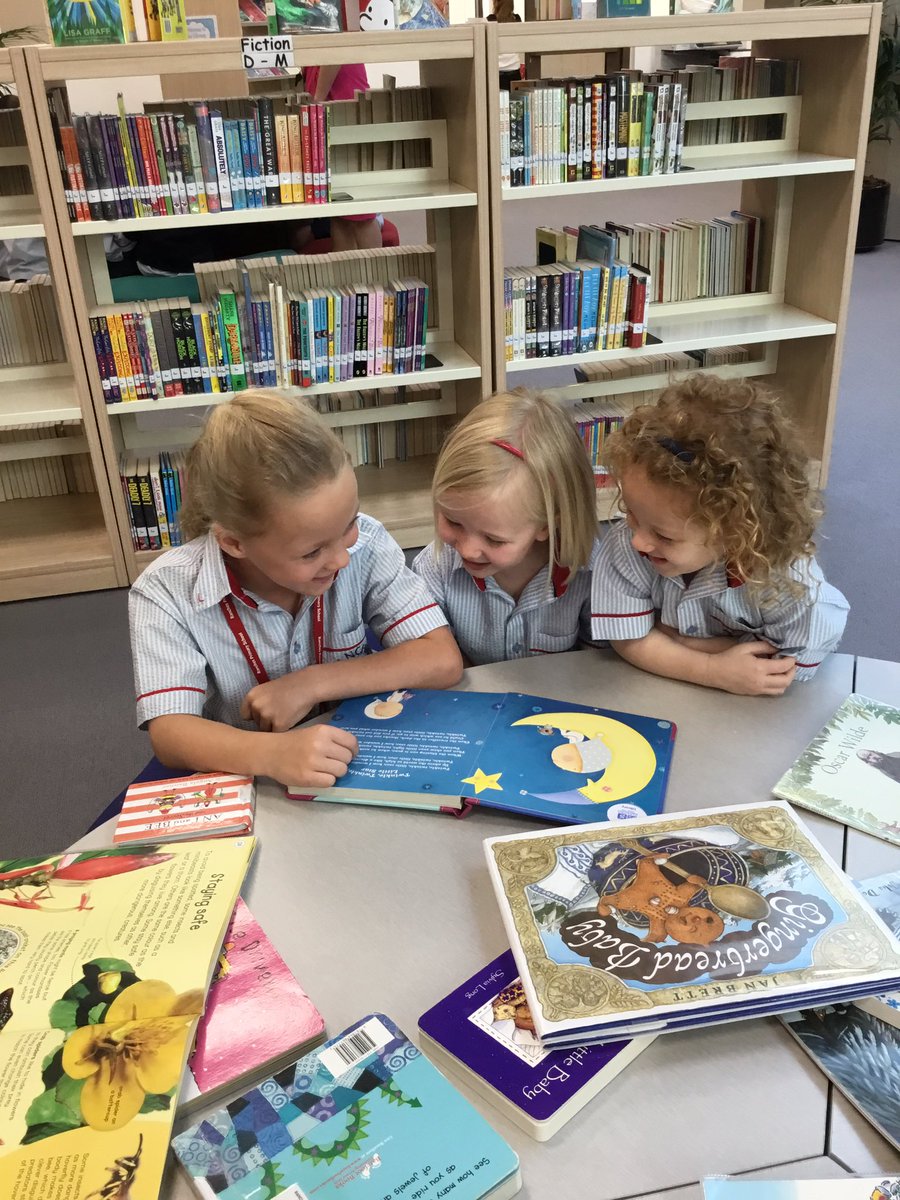 RPSDubai's tweet photo. FS1AL were very lucky to listen to wonderful stories this morning read by Year 2 as part of our #BookWeek 📚 #pairedreading #worldbookday https://t.co/nYZIbErr3e