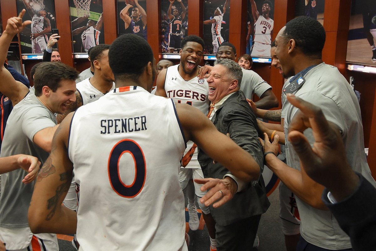 6pintsofkramer's tweet photo. When you win the SEC Championship and then someone tells you the score of the Bama-A&amp;M game. https://t.co/Wj9Alr4TaW
