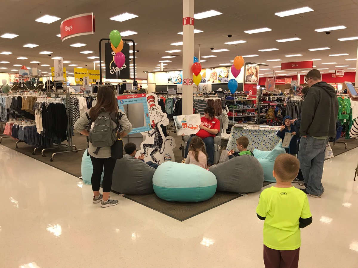 Great turnout to our Dr. Seuss Event!  #ReadAcrossAmerica2018