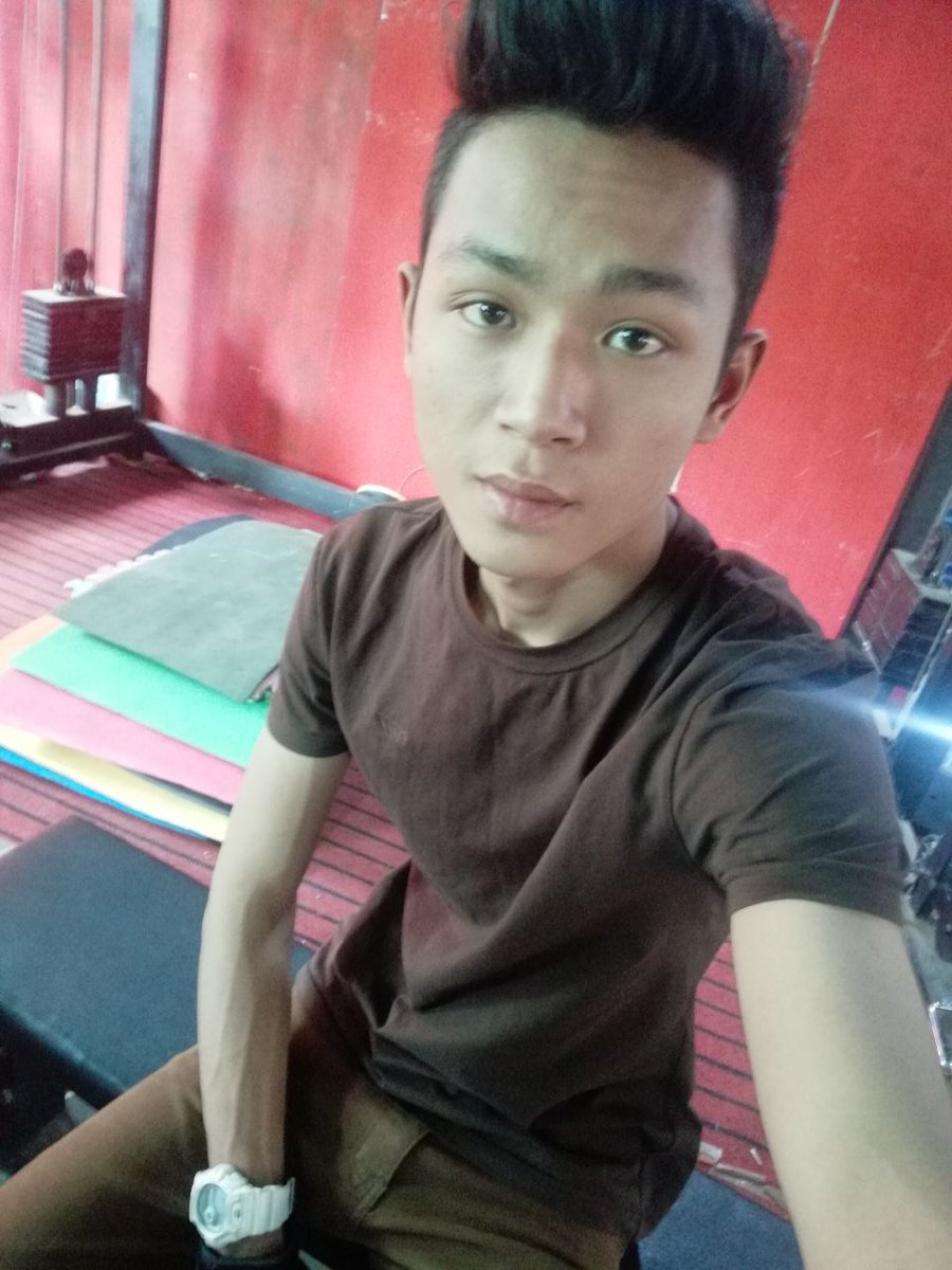 Thartha88158053's tweet photo. မေကြးၿမိဳ႕က တ်ဲတံုးေလး😉😉😉 https://t.co/grnJ8pZqLy