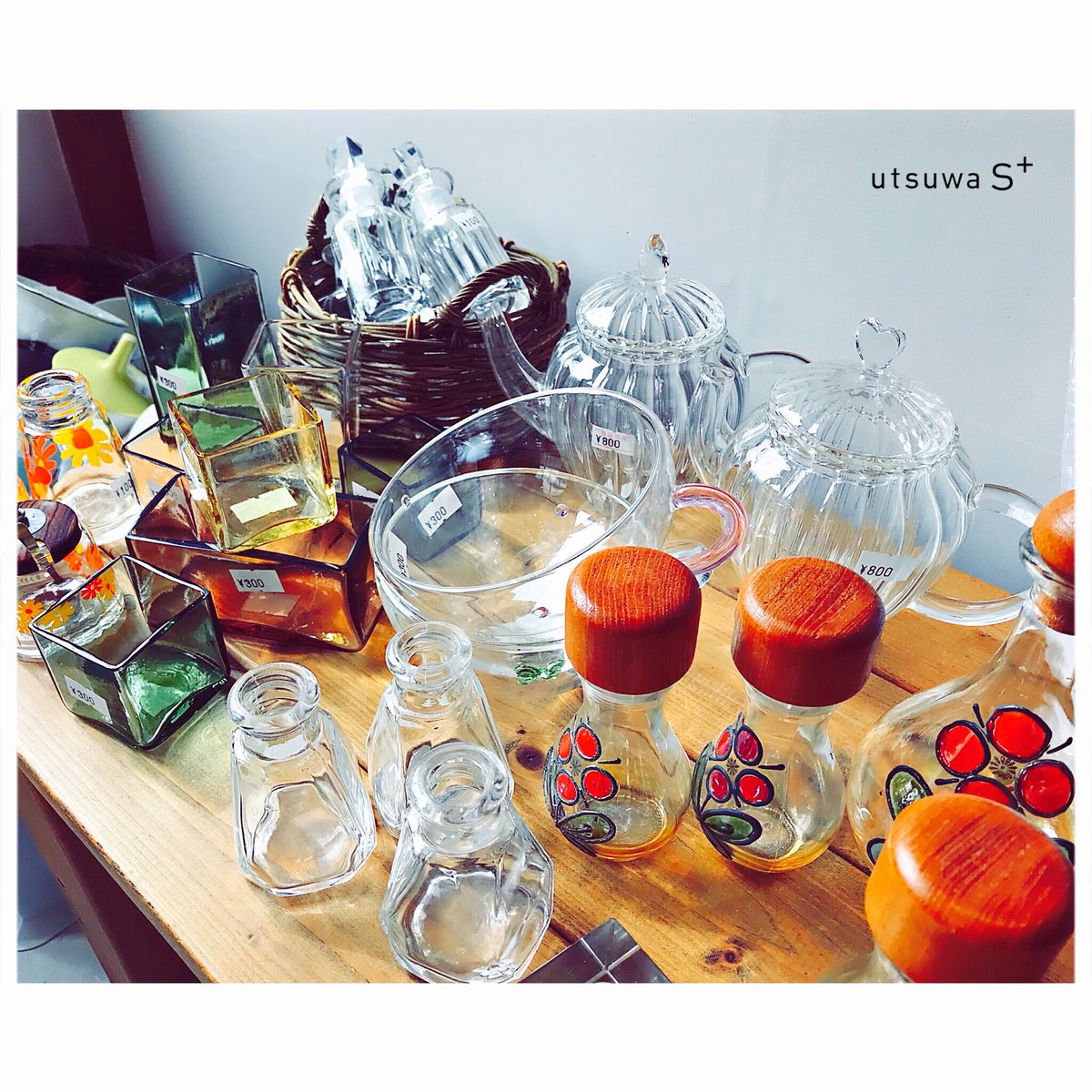 utsuwa_splus's tweet photo. 2018.3.4
#コレンス1周年祭
.
たくさんのお客様で #コレンス は賑わっています✨
1周年祭は16:00までですが、掘り出し物市は閉店まで開催しております。
#焼き菓子 は売り切れ次第終了とさせていただきます。
.
#corens
.
#高知県 #高知市 #桜井町 #菜園場商店街
#高知イベント #イベント #周年 https://t.co/19y9t49OqE