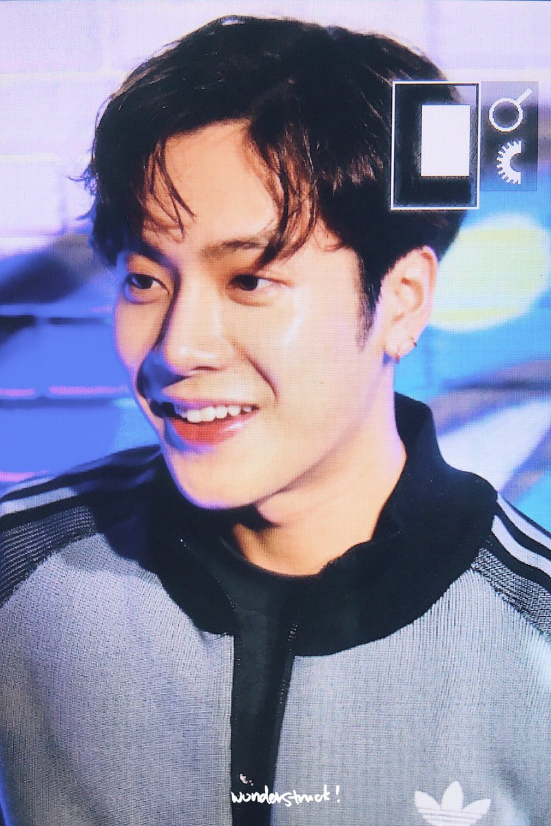 wonderstruck328's tweet photo. 180304

#GOT7 #JacksonWang #갓세븐 #잭슨 #王嘉爾 #王嘉尔 https://t.co/ThHpUUMpVc
