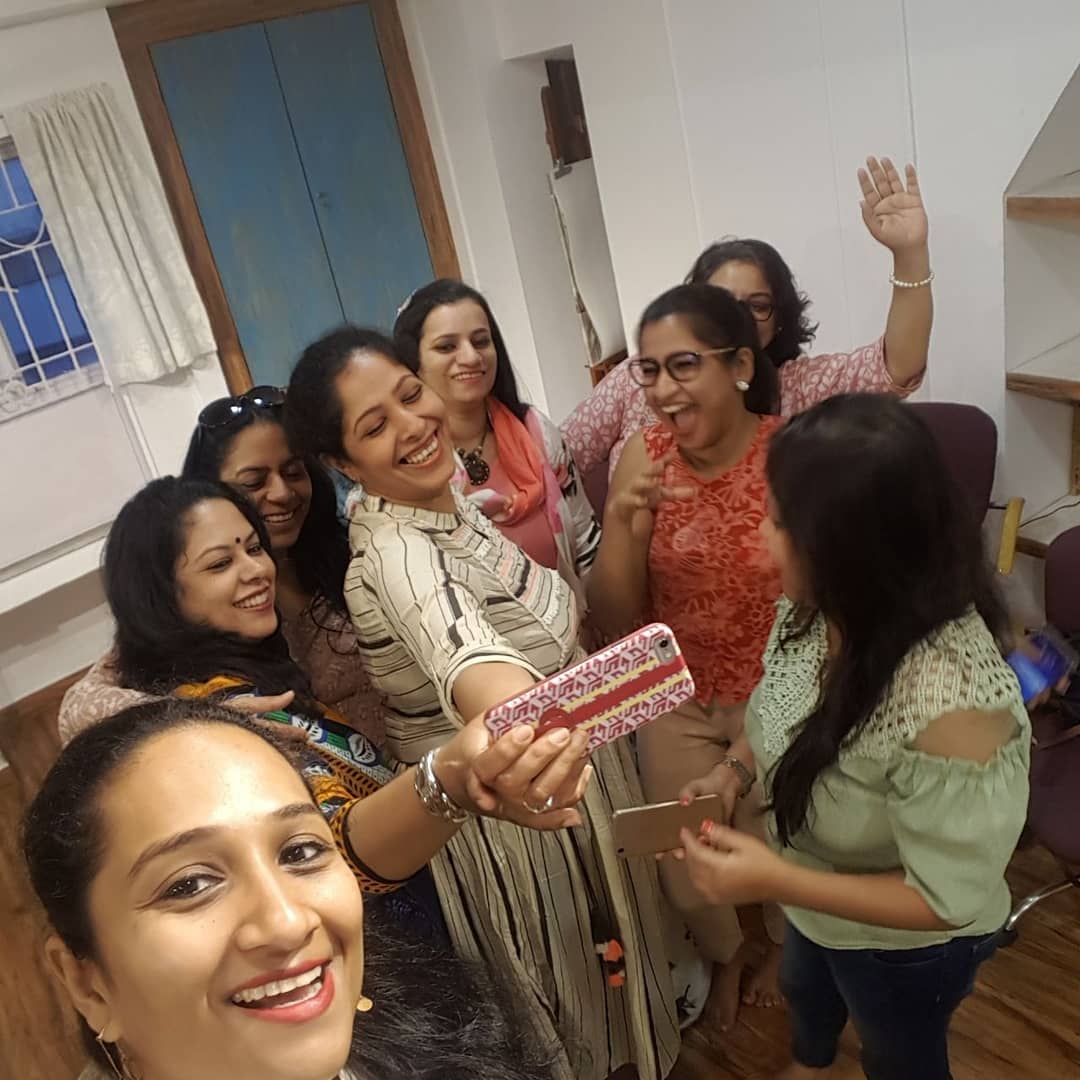 annunyaa's tweet photo. When all the budding trainers meet!!
March chapter..
#trainers  #softskillstrainer #imageconsultant #image #rendezvous #happiness #marchmeet #meet #marchapter #kolkata #kolkatadiaries https://t.co/u0j8aFRhAE