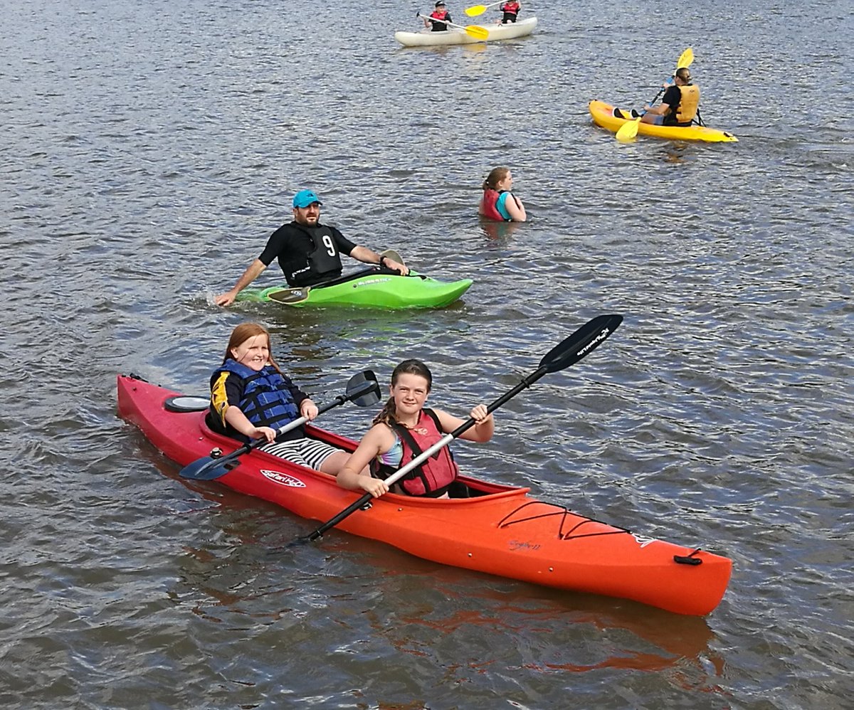 sthmorangscouts's tweet photo. We went canoeing!! Awesome day on the water! #canoeing #adventure  @ScoutsVic #picnic #fun https://t.co/ioHC9ba1L3