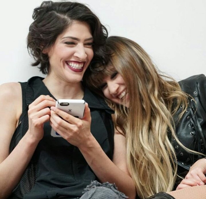 VMn25's tweet photo. Sus sonrisas me llenan el alma😍Dios me toco a través de ustedes @haashoficial 💕👑 https://t.co/yzGP0Nyxwa