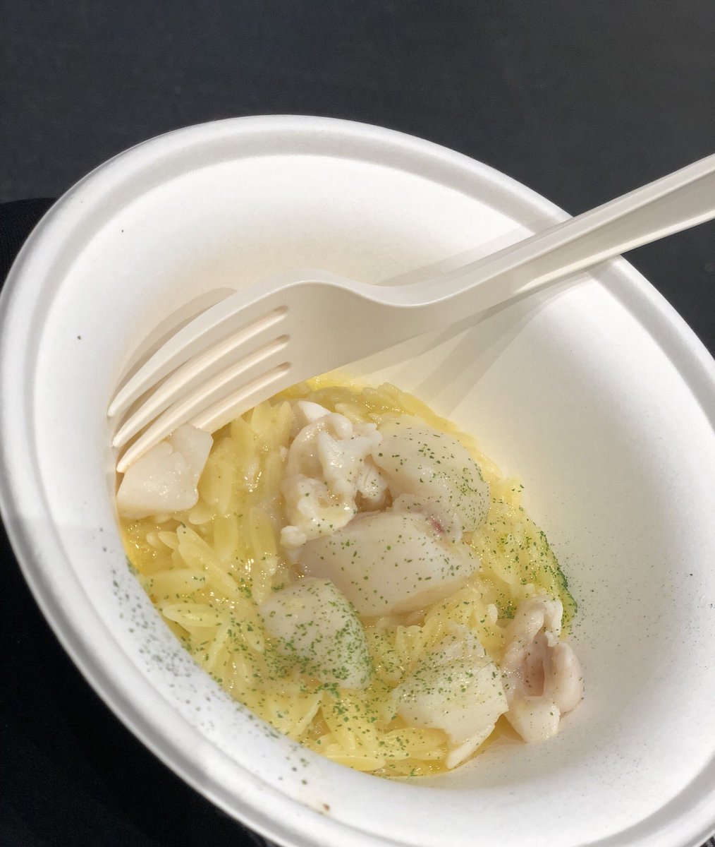 Pasta_Felicetti's tweet photo. L’intervento di @craccocarlo e l’omaggio al Maestro Gualtiero Marchesi, al Raviolo aperto: ricette, i piatti realizzati, di ricordi dello chef. #IGMi18 #chefmonograno _IG18 https://t.co/II6vtJfFuR
