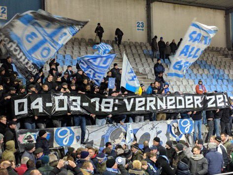 ThijmenGRA1954's tweet photo. MATCHDAY!!!! olderwets D’RAN 🔵⚪️💙#gaeGRA #VERNEDER ZE https://t.co/SSl7fnww6O