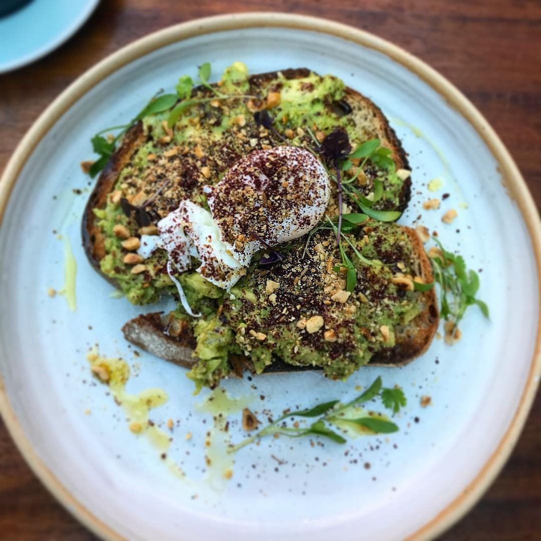 TheGBswhatwhat's tweet photo. Bloody Marys &amp; brunch are being served 9-3. #TheCoffeeHouse . That should sort your sore* head out
.
*Reasons your head may be sore :
1: You are hungover 
2: You banged your head in a freak accident
3: You have kids 
4: Your kids banged your hungover self in the head this morning https://t.co/wJF3JC1Riv