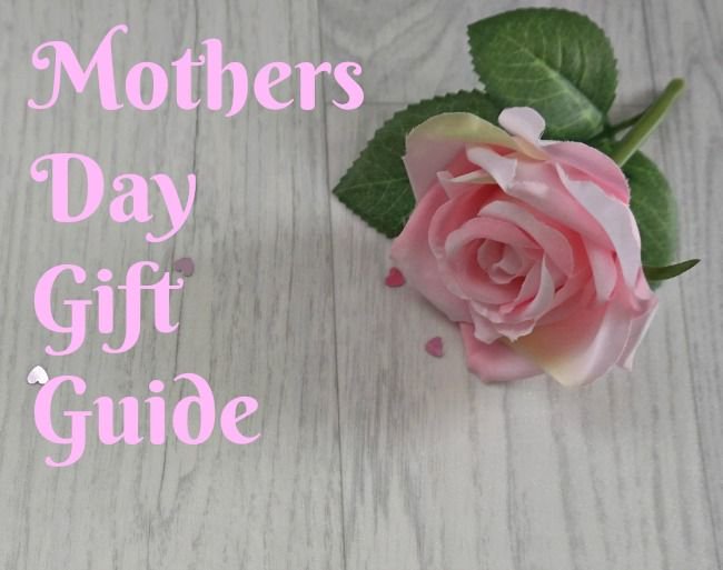 BearandCardigan's tweet photo. Next Sunday is #MothersDay - check out our gift guide for some affordable and thoughtful ideas featuring @eyejusters  @Naissanceuk @PPresented @traidcraft @arnicareUK https://t.co/ikyo2KFI3O #review https://t.co/8sCV7MrQil