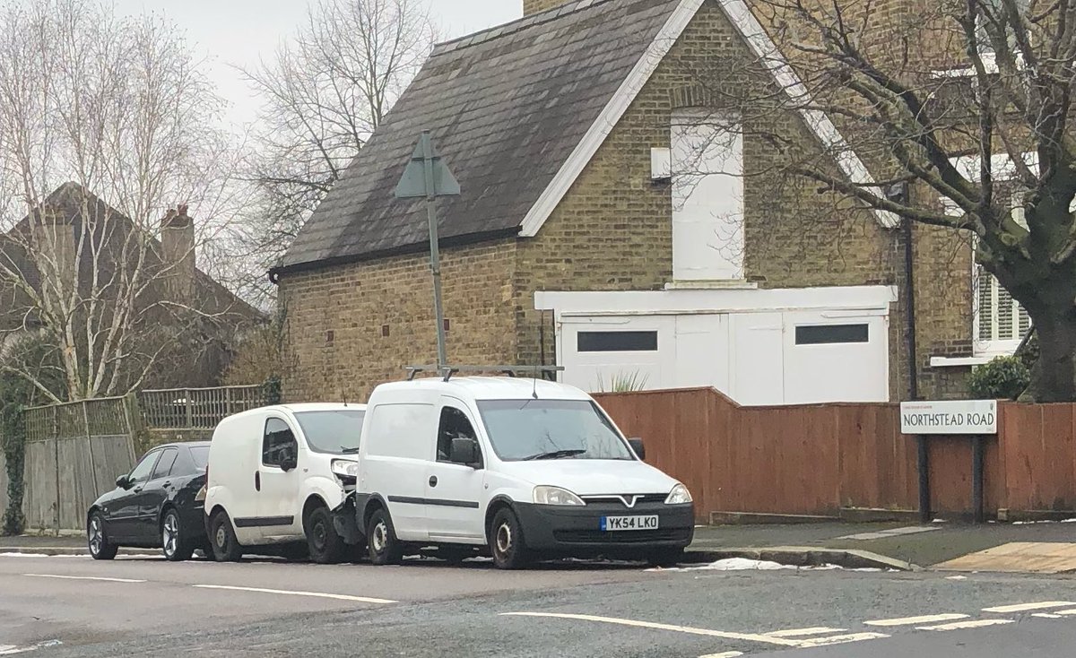 LondonGalah's tweet photo. @lambeth_council Is this allowed?! Northstead Road, SW2 3JW #nomot #nottaxed #noengine @DVLAgovuk https://t.co/U2dWBCeusN