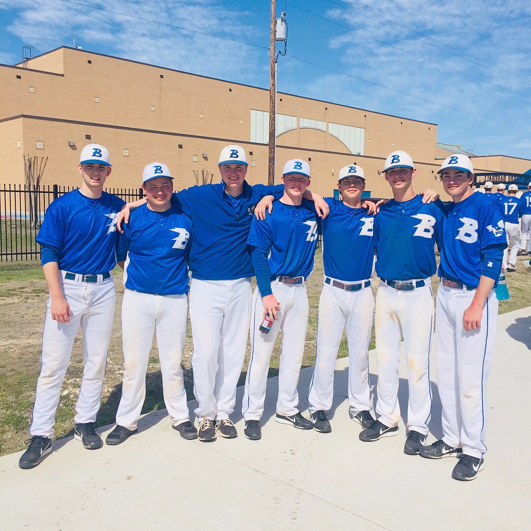 MendiGreiner's tweet photo. Great weekend in Texas watching my boy do what he loves. So proud of him and his team! @CobyGreiner #bryantbaseball #bluecollarbaseball #dontstoptilstate #classof2019 https://t.co/7SxnSXWmQ2