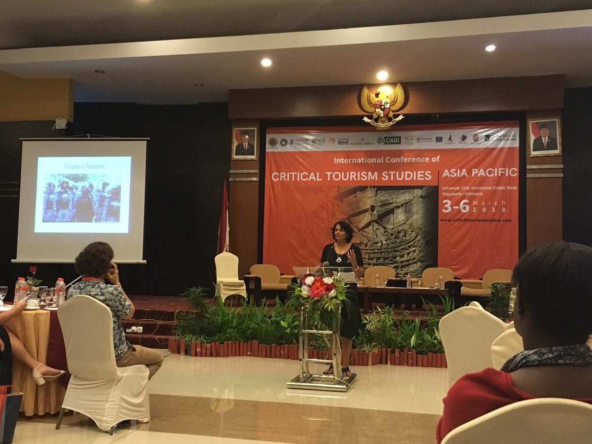 jmcheer1's tweet photo. Prof. Uma Kothari on “Colonial Imaginaries and Postcolonial Representations of Travel and Tourism”. @CTSAsiaPacific #CTSAsiaPacific #gadjahmada #criticaltourismresearch https://t.co/suyNombhap