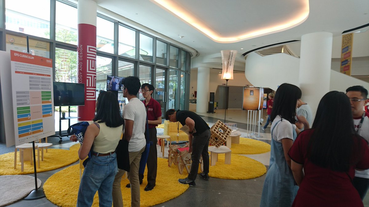 sutdsg's tweet photo. Talk to our pillars' representatives to find out more about each of them. #SUTDOpenHouse2018 #ISTD #ASD #ESD #EPD https://t.co/O2DAYmoxVl