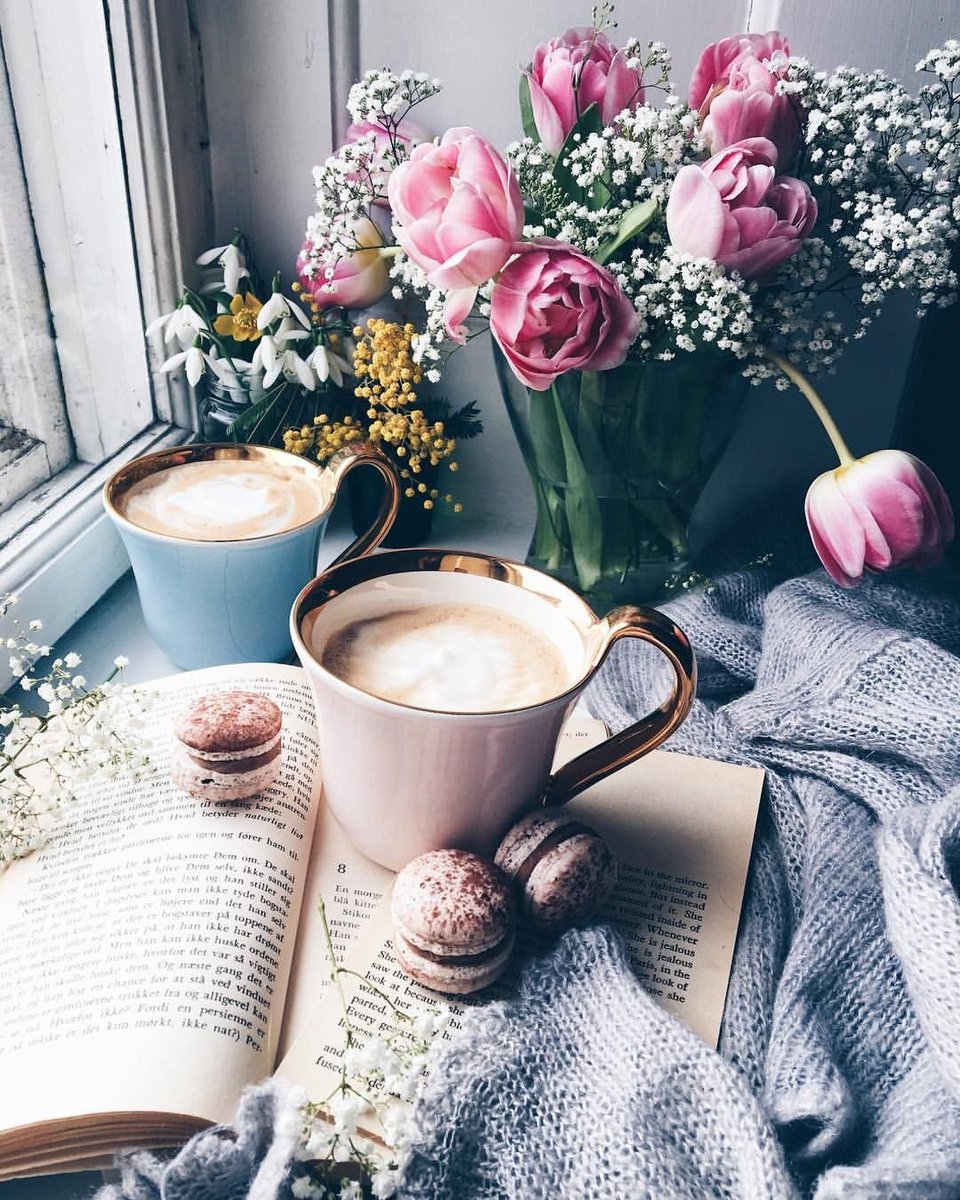kitanamaus's tweet photo. ... das Glück findet man manchmal einfach so - denn Kaffee am Morgen ist Glück, so einfach ...

Moin ihr Lieben ♡ https://t.co/dC1vkKTGAw